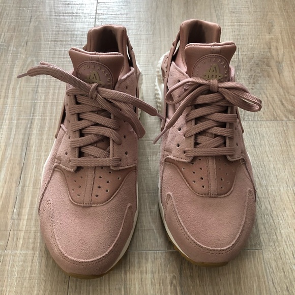Nike Women’s Air Huarache Run SD pink shoes - Picture 2 of 7